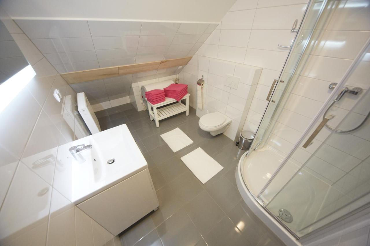 Apartamenty Siklawa Krupowki Zakopane Bilik gambar
